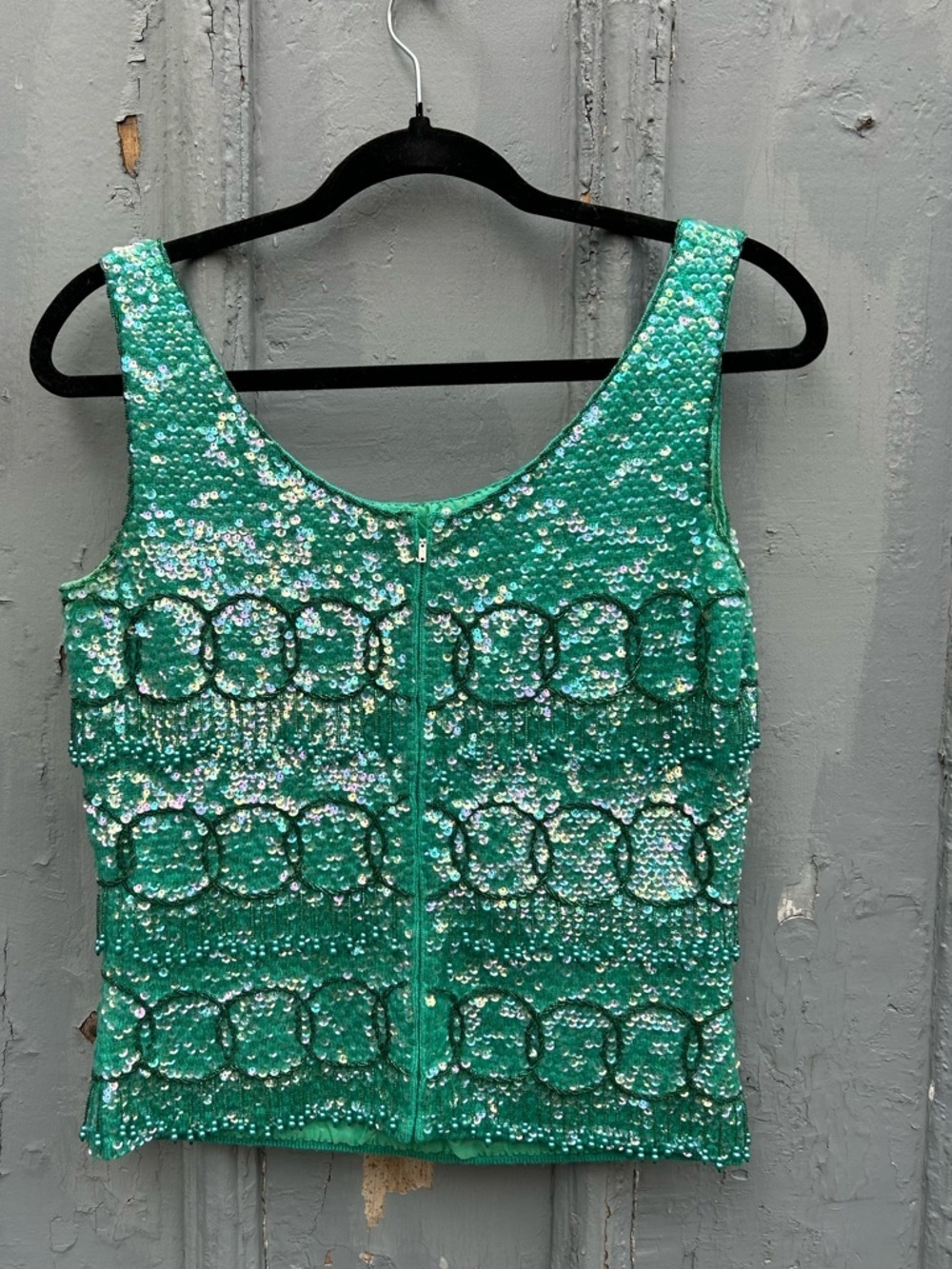 Vintage Green sequin sleeveless top, size “14” (modern 8/10) - Picture 3 of 11